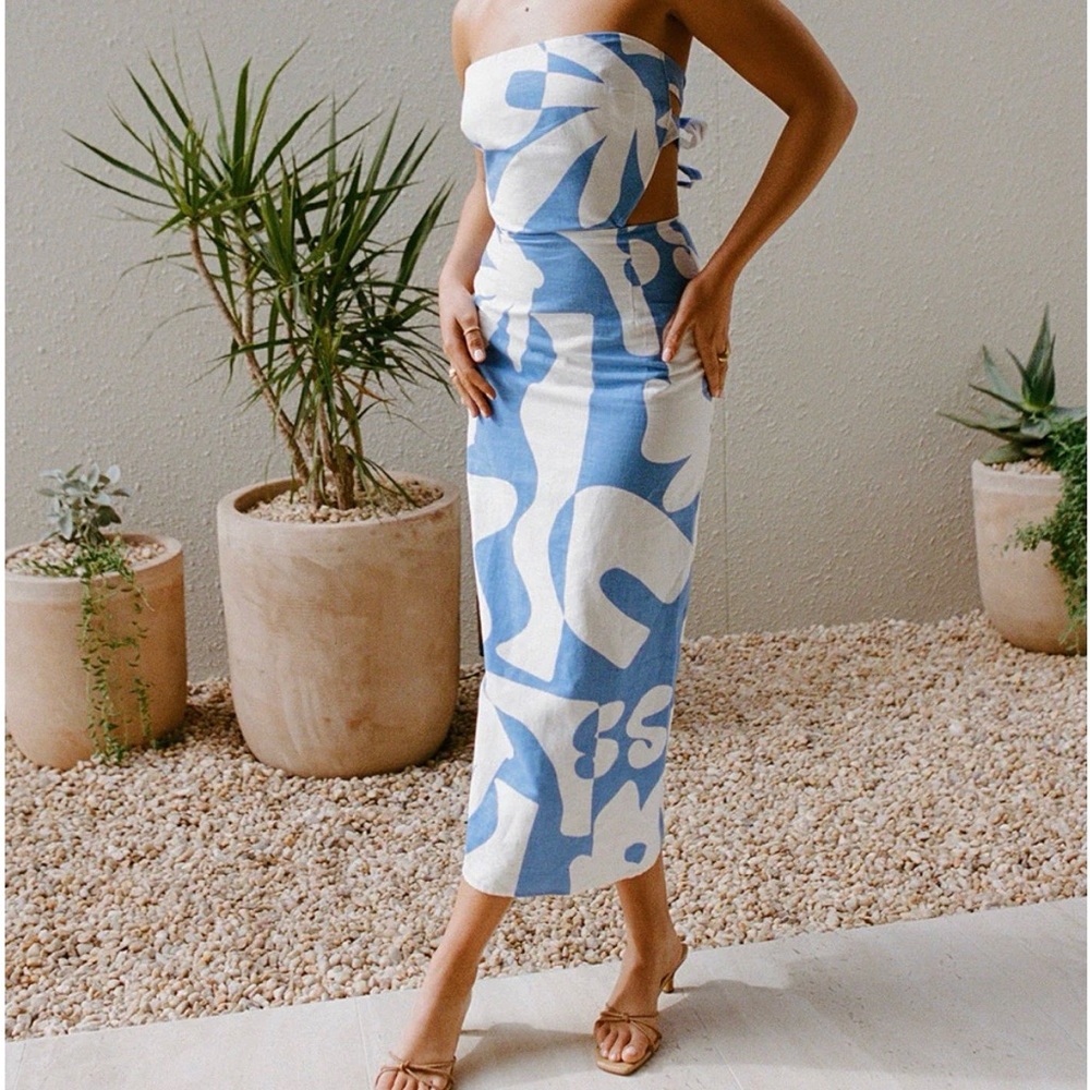 Sabo Skirt Blue and White Midi Dress